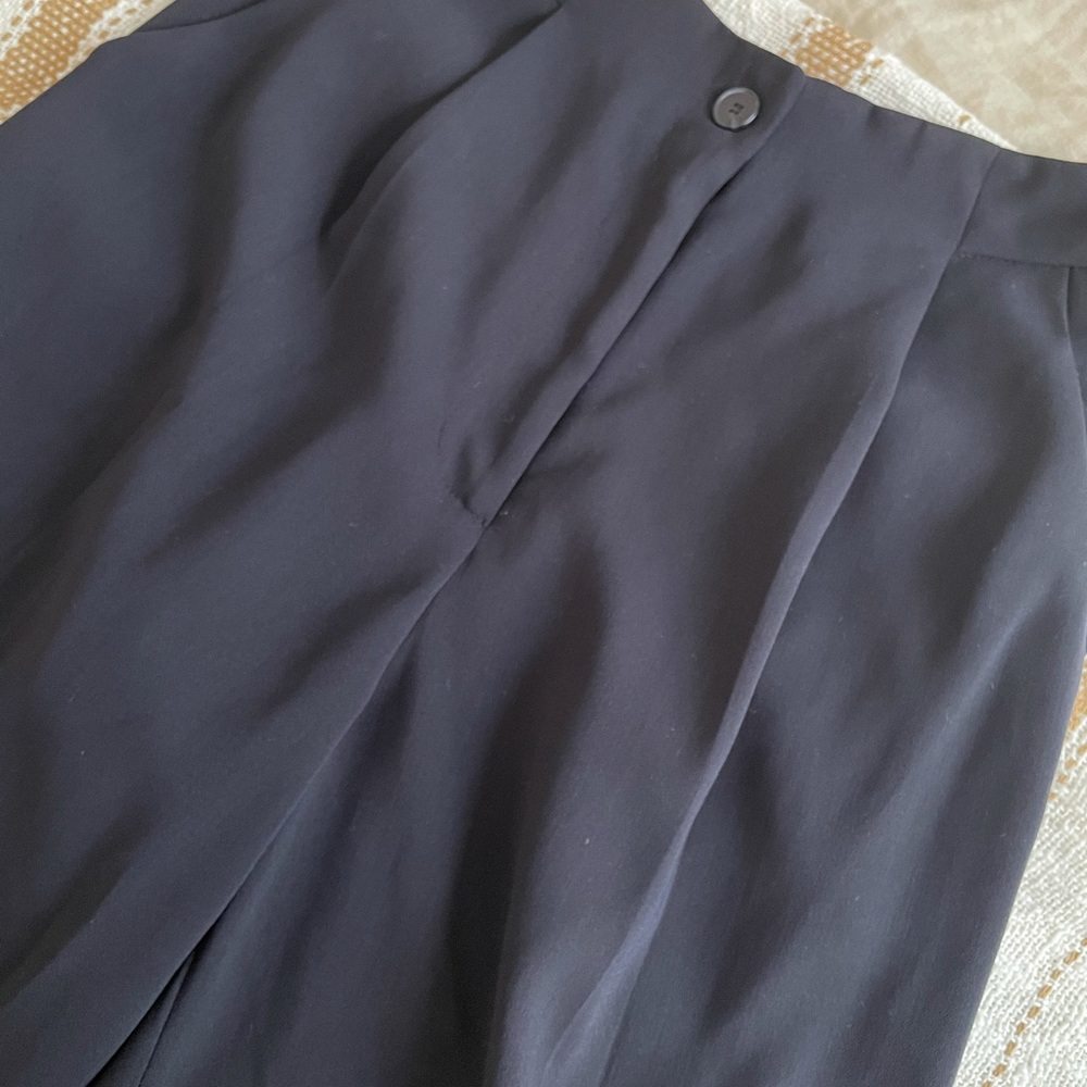 Pleated pant